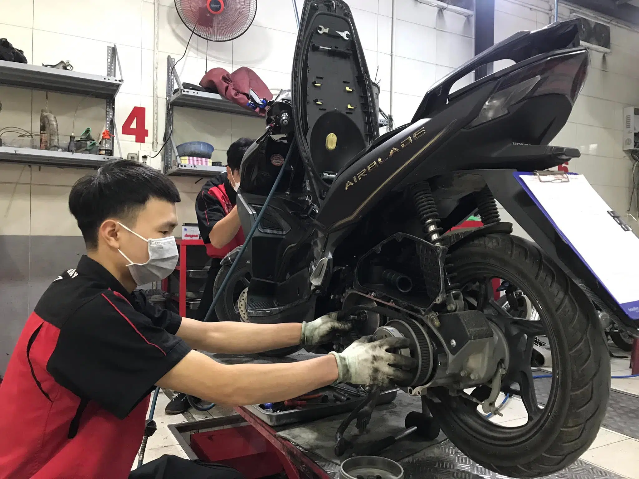 Sửa chữa xe máy