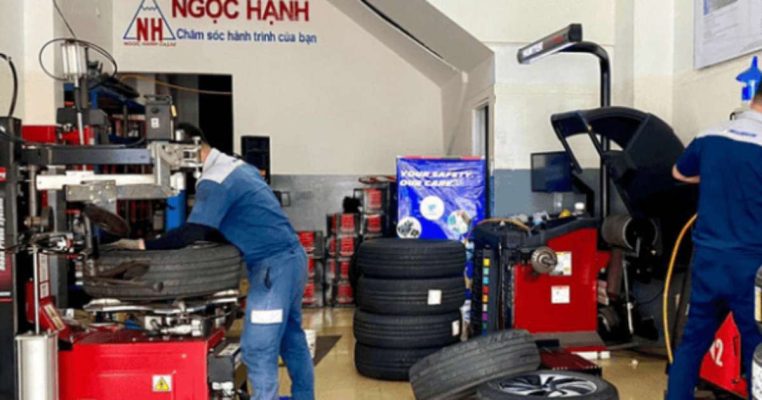 Dịch vụ cứu hộ xe thủng lốp của Thành Liêm 1 Dịch vụ cứu hộ xe thủng lốp của Thành Liêm