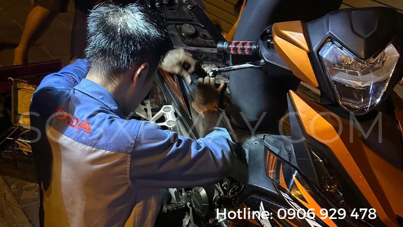 THÀNH LIÊM CỨU HỘ XE MÁY QUẬN 4 - CÓ MẶT CHỈ SAU 15 PHÚT 6 Đội Cứu Hộ Xe Máy Quận 4 Thành Liêm Phục Vụ Các Tuyến đường Nào
