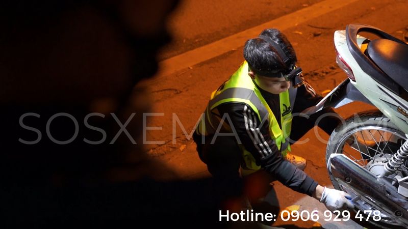 THÀNH LIÊM - TRẠM CỨU HỘ XE MÁY TÂN PHÚ NHANH CHÓNG VÀ TIỆN LỢI 4 Lý Do Bạn Nên Chọn Dịch Vụ Cứu Hộ Xe Máy Tân Phú Của Thành Liêm